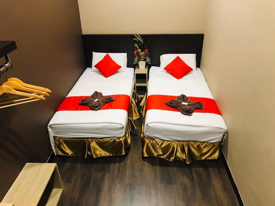Highway Times Inn Hotel ايبوه المظهر الخارجي الصورة