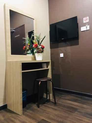 Highway Times Inn Hotel ايبوه المظهر الخارجي الصورة